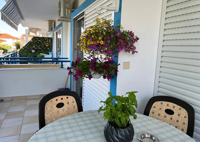 House 3- Kallithea Halkidiki * Kallithea (Chalkidiki)