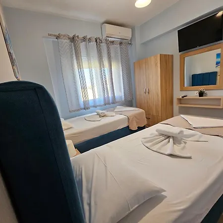 House 3- Kallithea Halkidiki * Kallithea (Chalkidiki)
